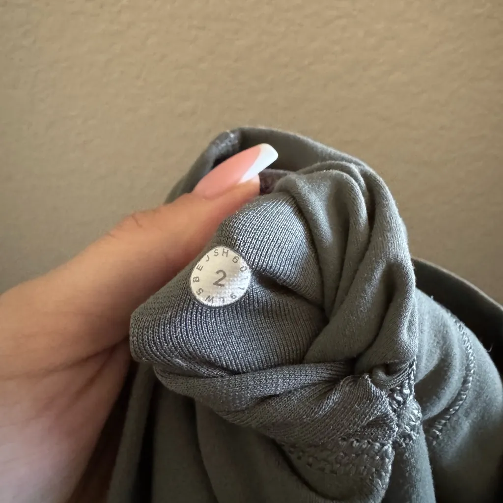 Lululemon‎ Align Pant II Size 2 in 25“ Grey Sage - Image 7