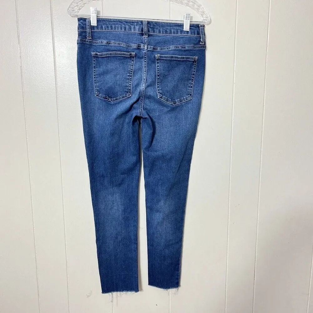 Harper Heritage Women's Blue Denim Mid Rise Skinny Leg Jeans Size 28 EUC - Image 2