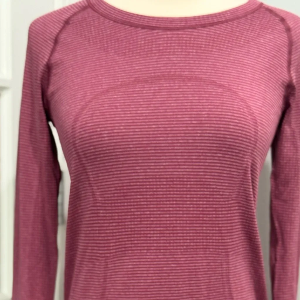 Lululemon VINTAGE (2014) Run: Swiftly Tech Long Sleeve Crew - Image 6
