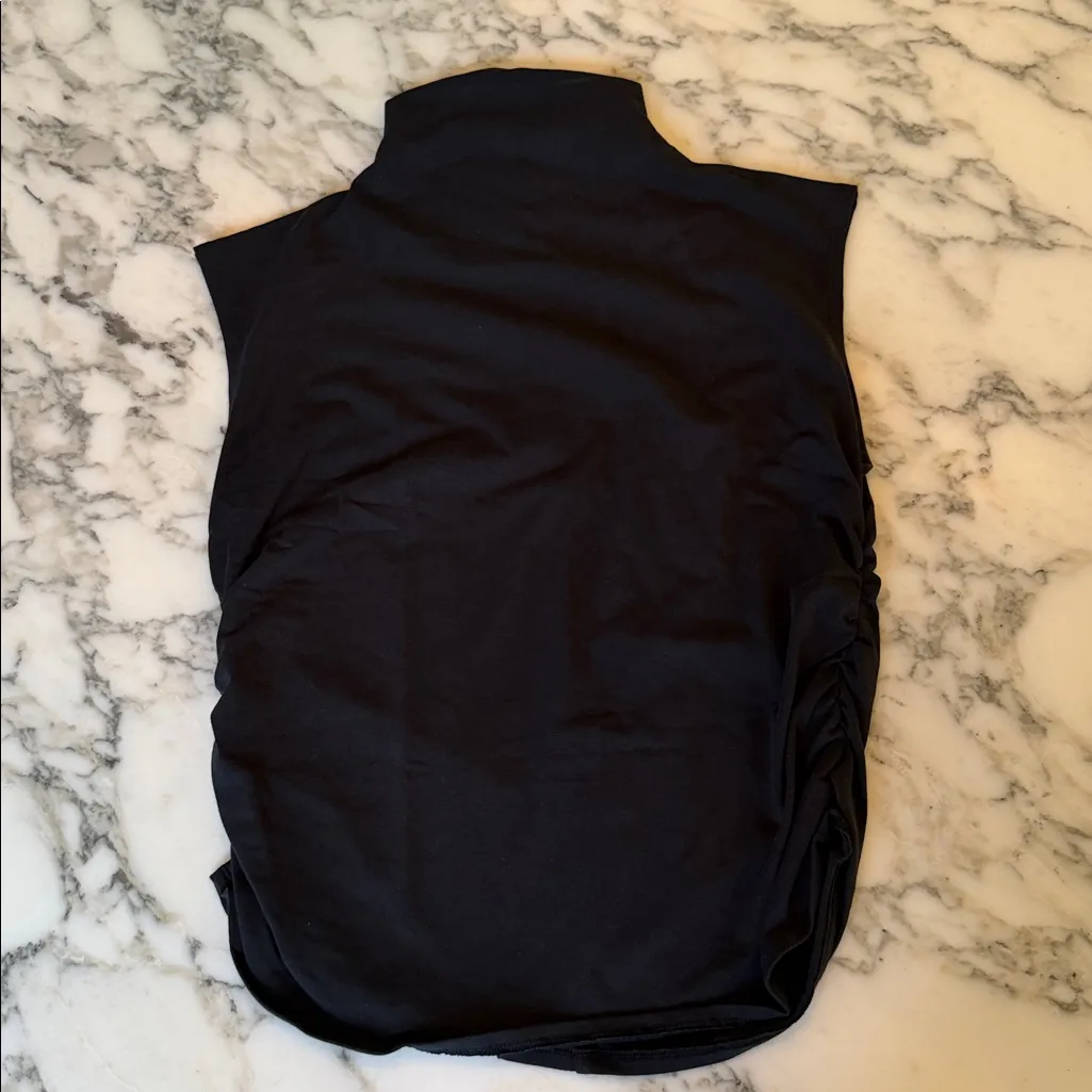 NWT Quince Mock Neck Sleeveless Black Tank Top Side Ruching Sz Large - Image 4