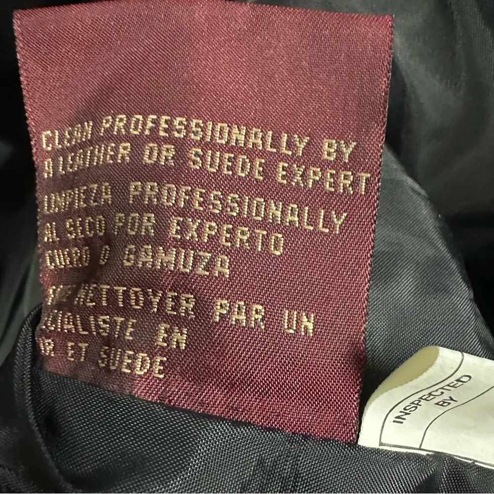 GIII Genuine Leather Suede Ribbon Accent 3 Button Vest Black Gold Womens Large - Image 12