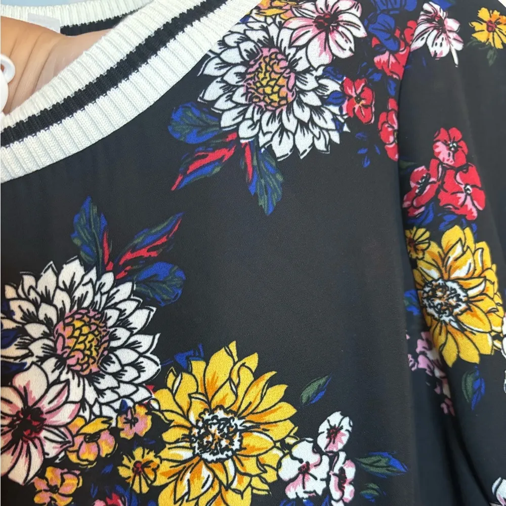 Black Floral Print Long Sleeve Dress Size Small - Image 3