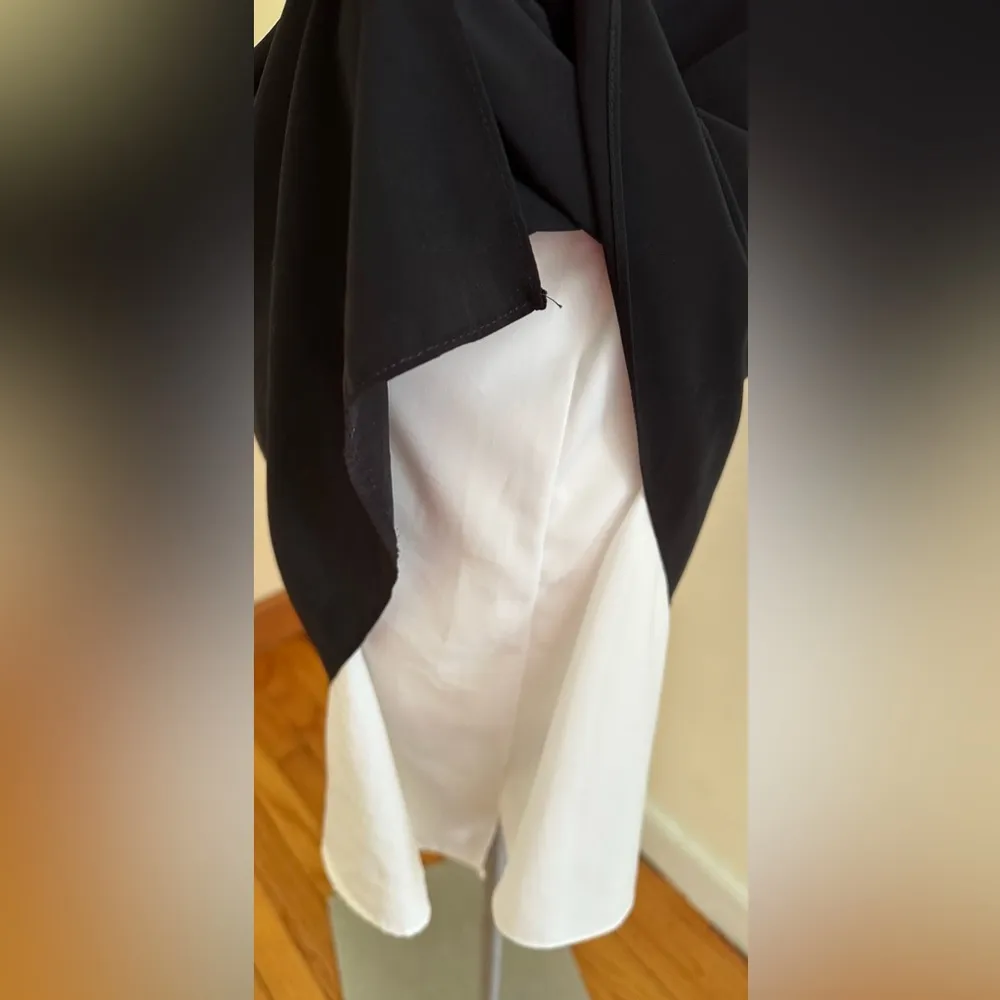 Ivy & Blu Black,White 2 Layered Sheer Light Material Round Spaghetti Straps Sz 8 - Image 9