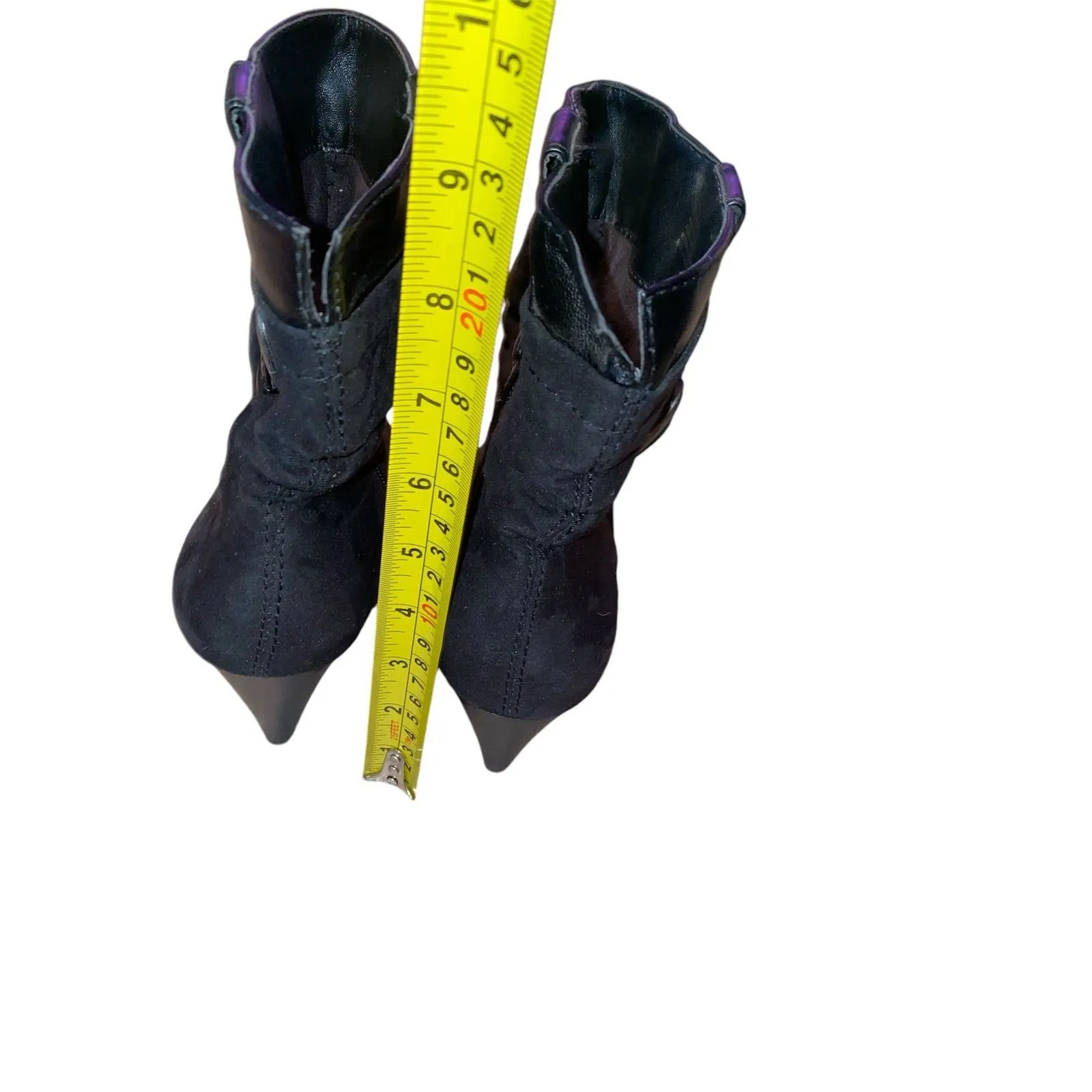 Laura Ashley black suede designer boots. Size 6 - Image 4