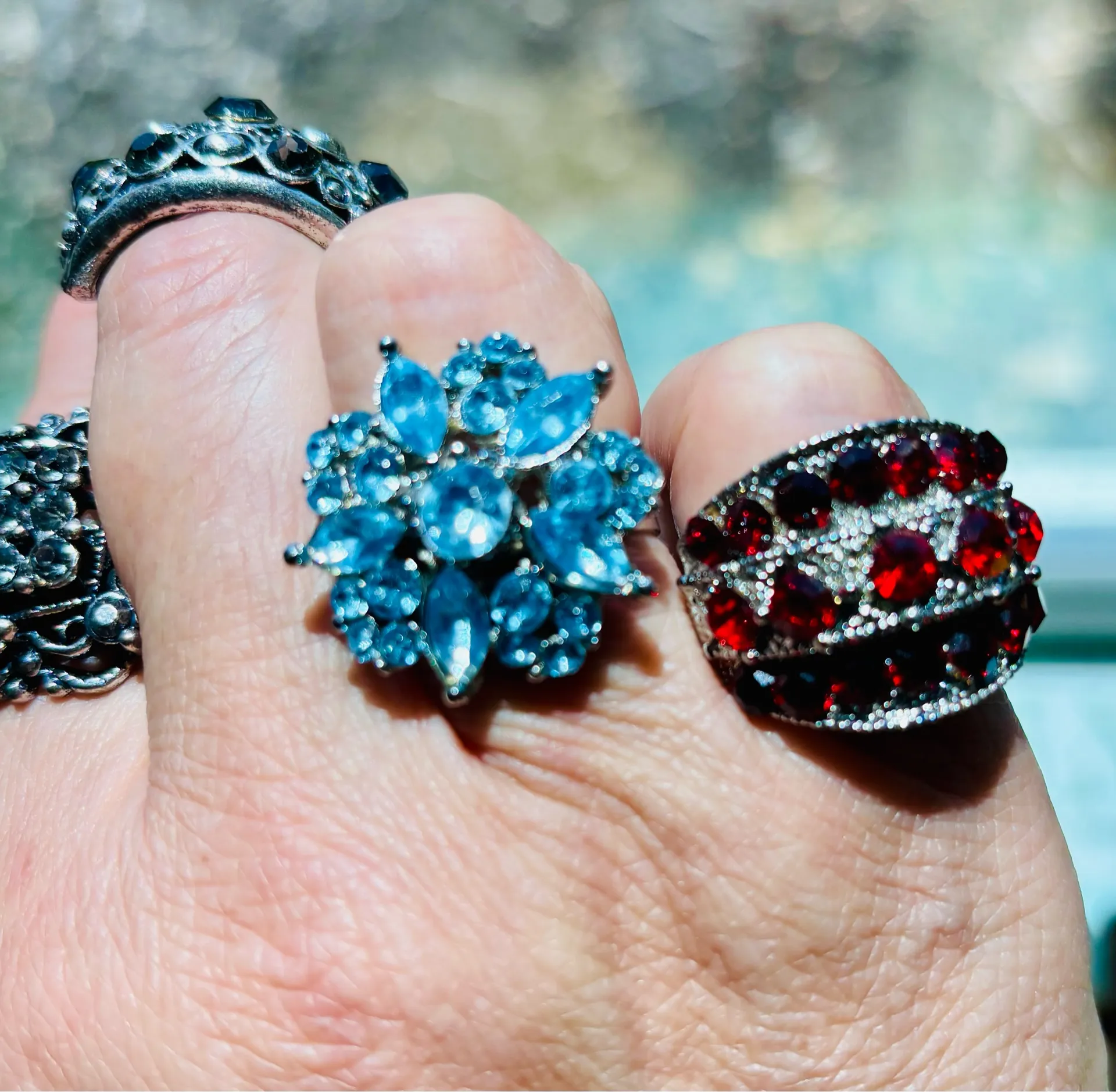 Gorgeous vintage look colorful ring set Silver - Image 3