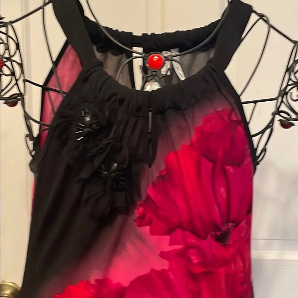 🥀🥀🥀3for12$🥀🥀🥀Floral Black and Red Women's Top - Image 2