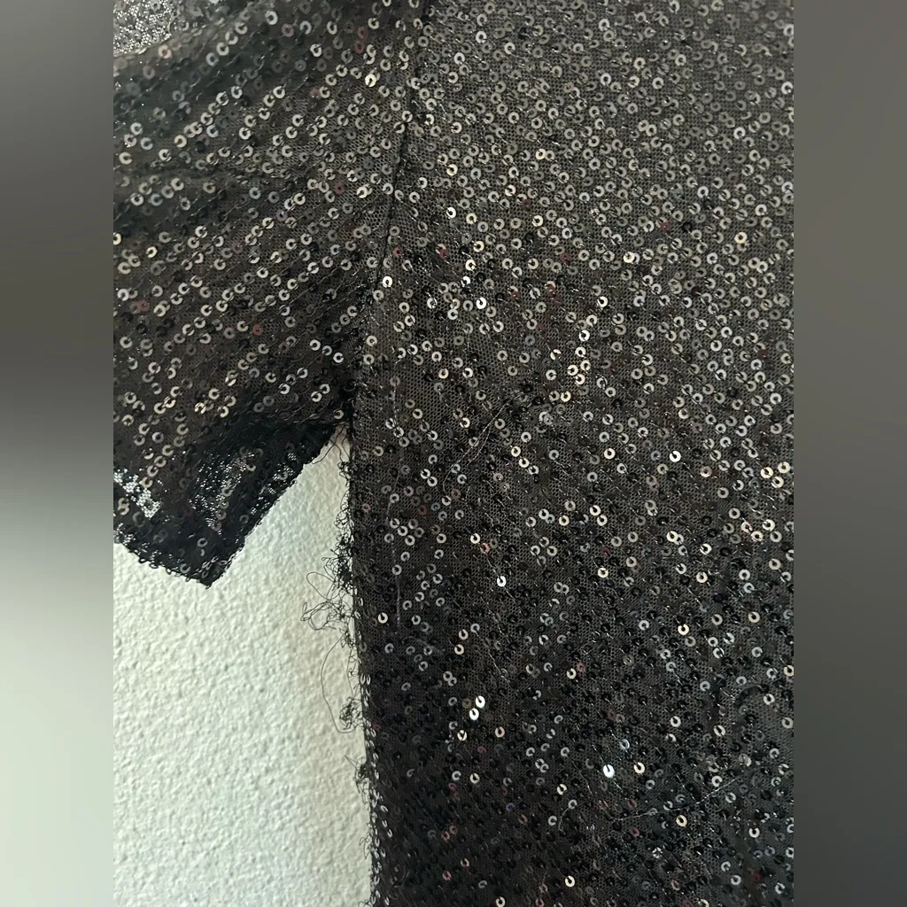 ASTR the label Sequin Flutter Sleeve Mini Dress  DAMAGED! Sz M - Image 6