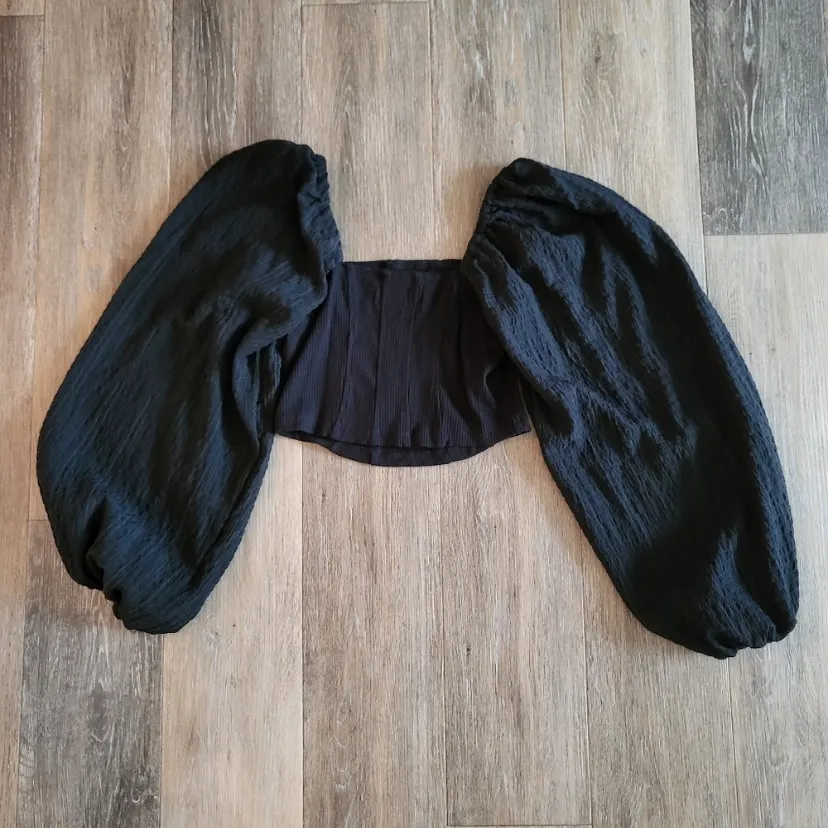 Urban Outfitters Claudia Black Balloon Sleeve Cottagecore Crop Top SZ S BOHO - Image 7
