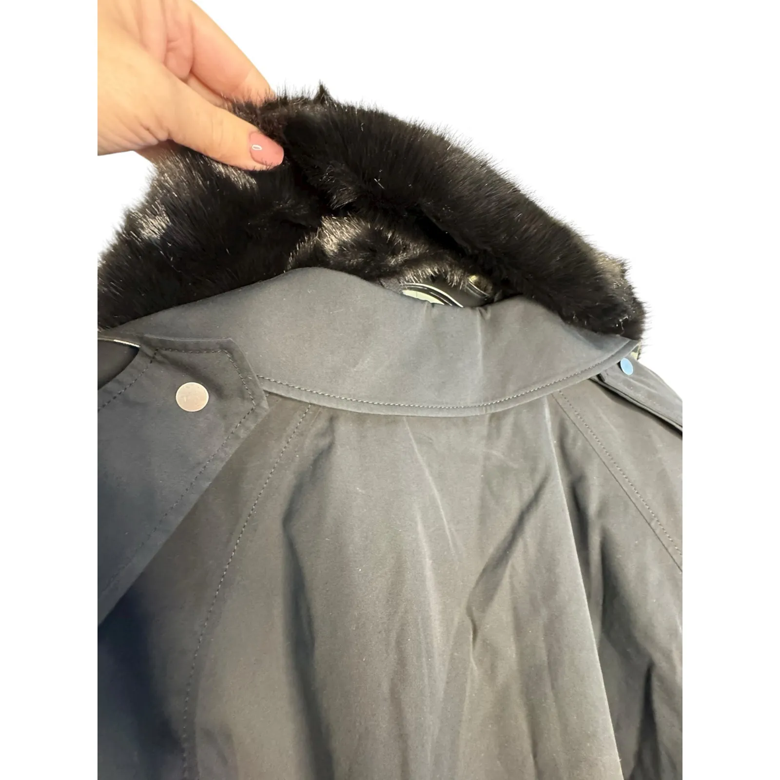 Burberry NWT Kennington Oversized Trench Coat w/Faux Fur Trim in Black Size 10 - Image 3