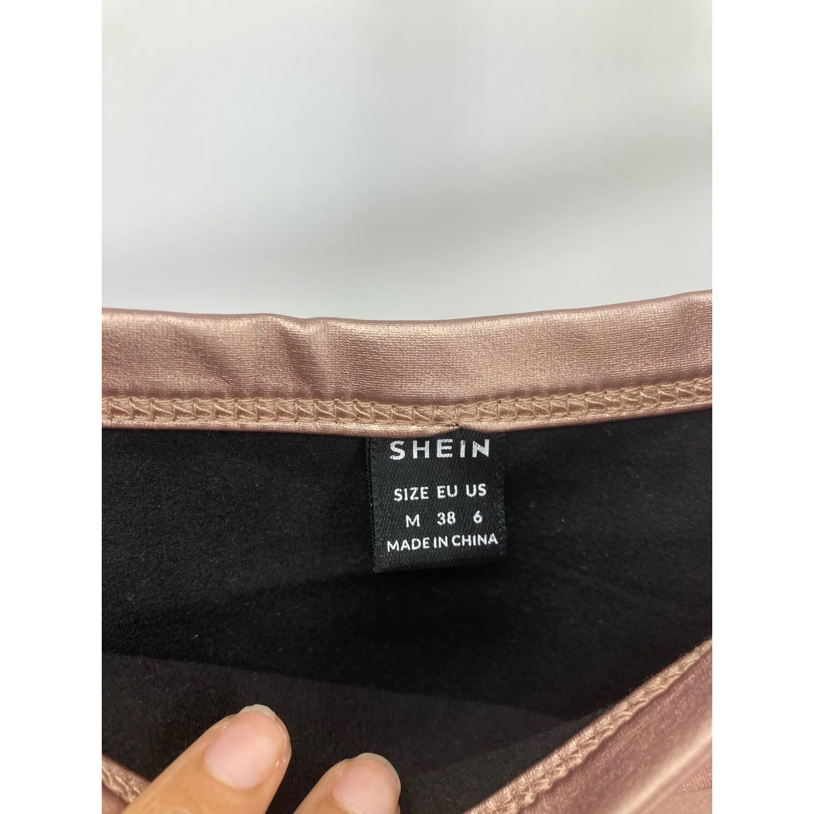 Shein rose gold metallic cropped top disco retro concert festival size M rave - Image 2