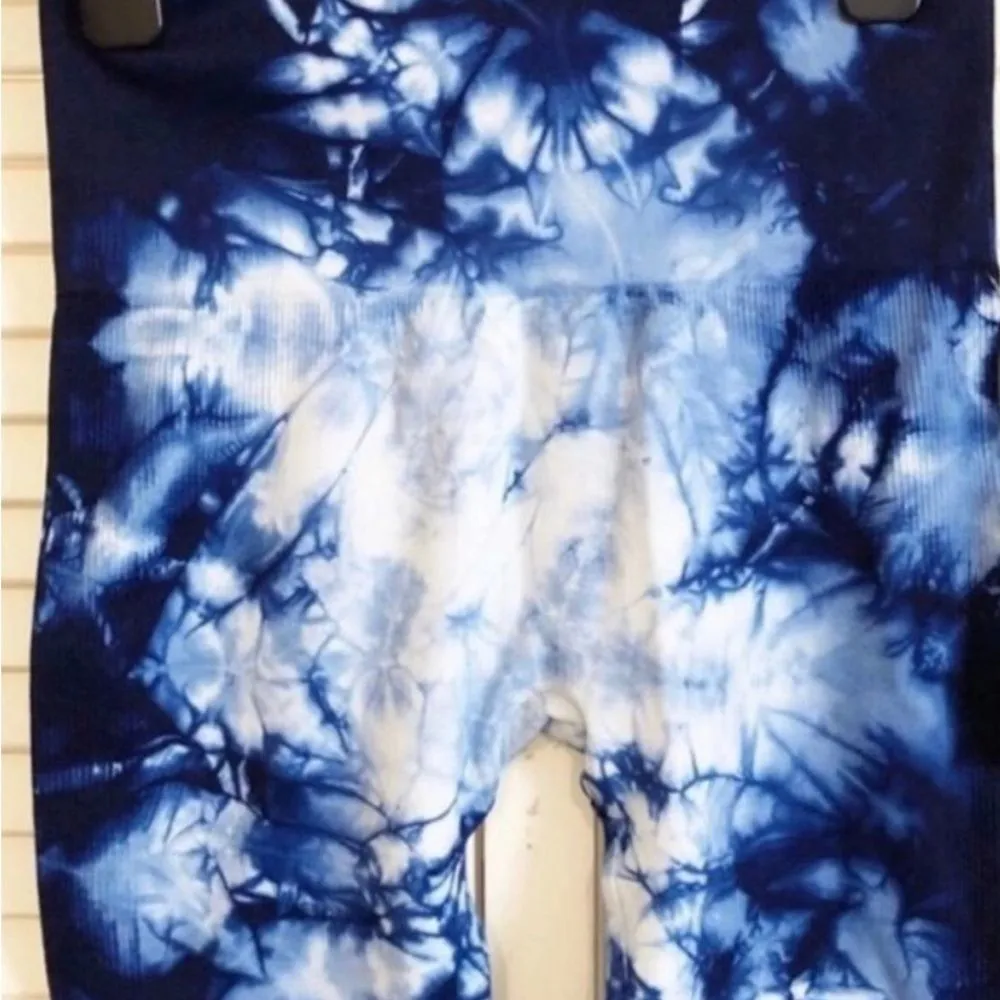 SET ACTIVE blue crush tie dye leggings NEW! Size M - Image 8