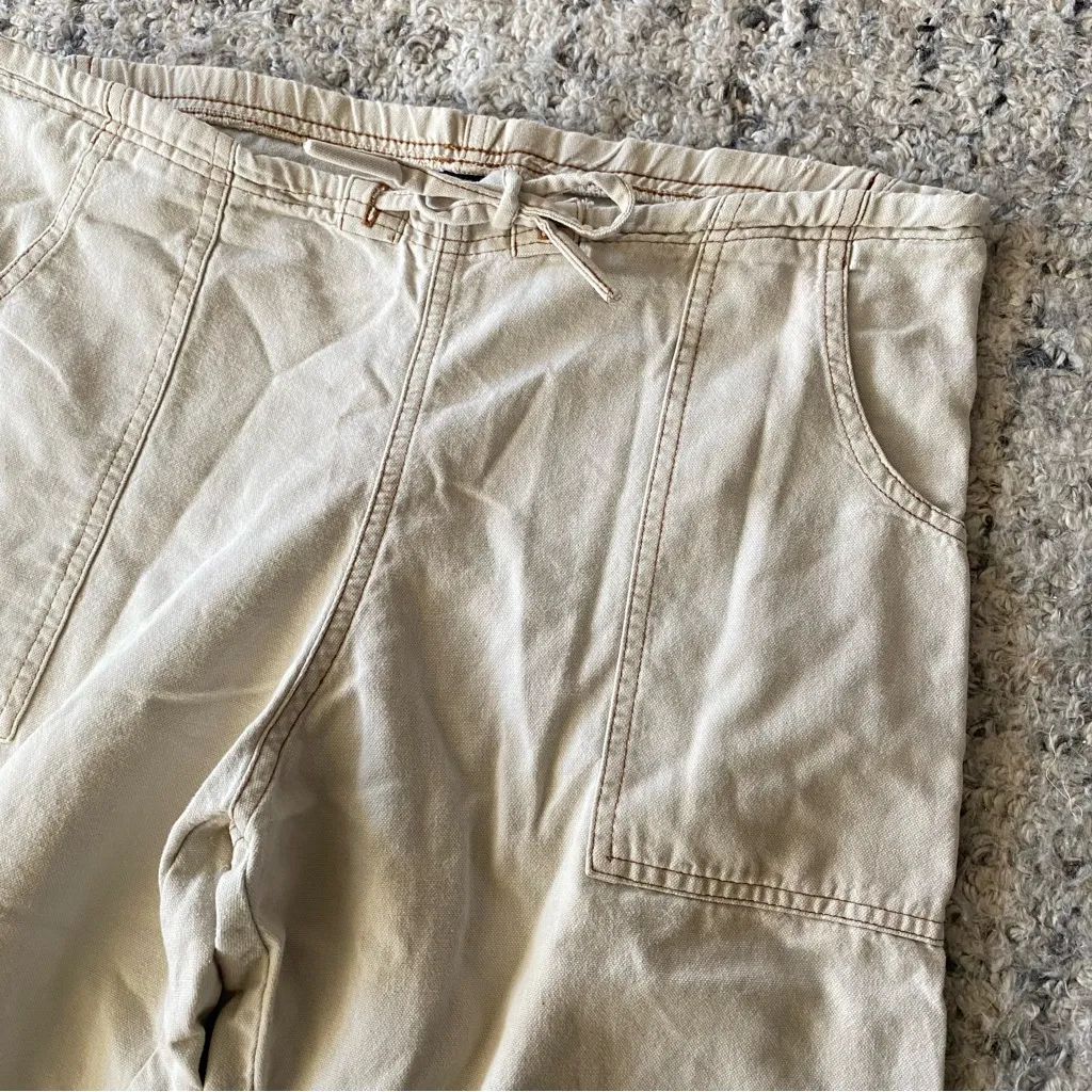 •Prana wide leg cream capris• Size M - Image 2