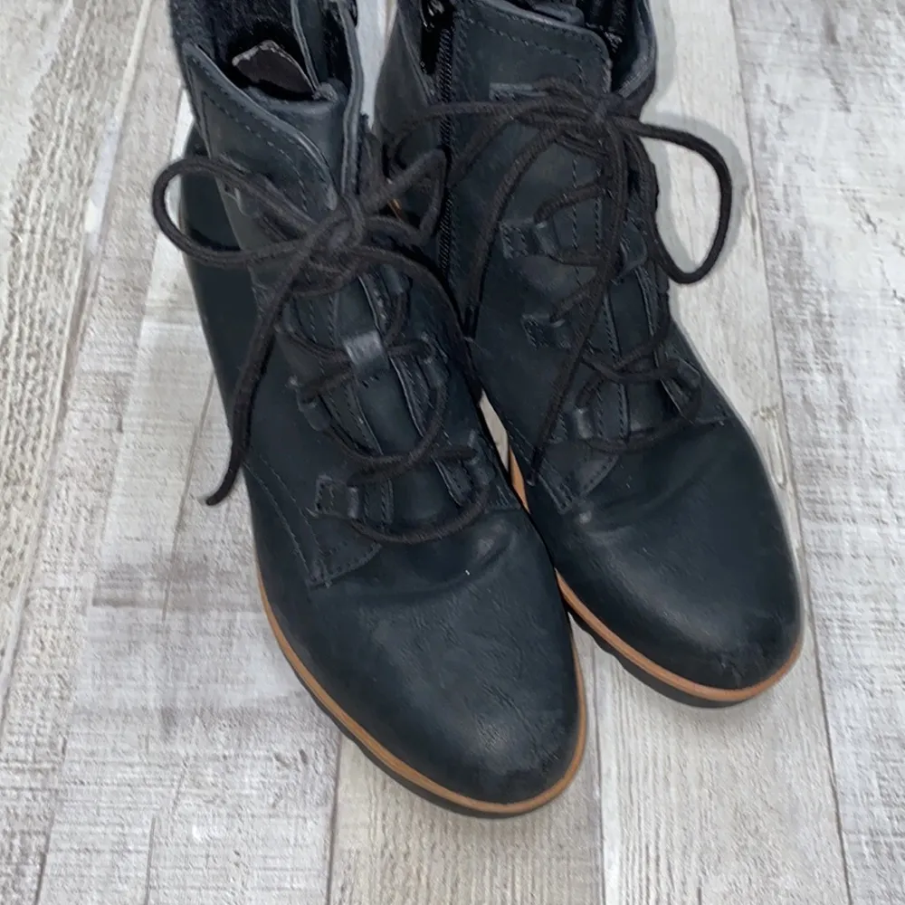 Life Stride  ankle booties size 7 1/2 - Image 7