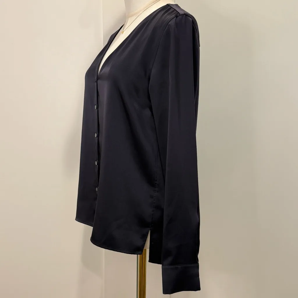 Theory Modern PJ Top Blouse Small Navy Blue Satin Button Down Classic Workwear - Image 4