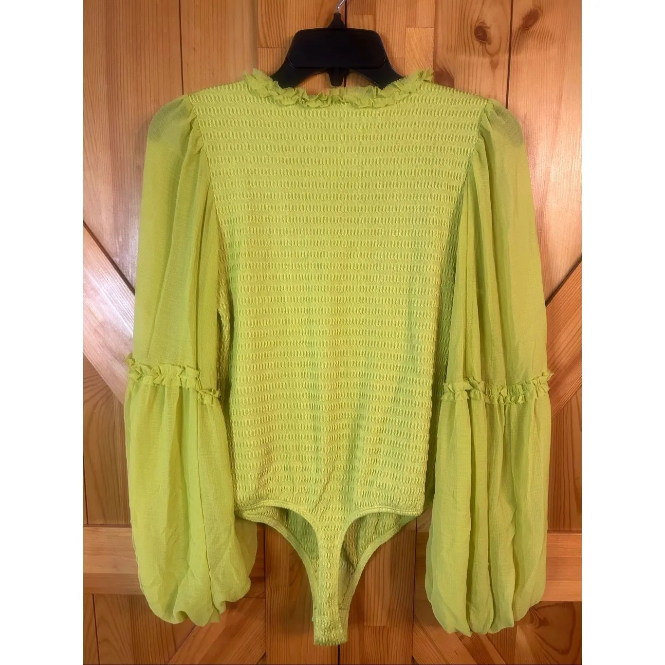Anthropologie Ruffle Bodysuit Lime Green Long Bishop Sleeve NWT Size Small (5997 - Image 5
