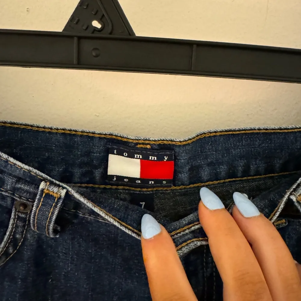 vintage tommy hilfiger denim shorts size 7 - Image 3