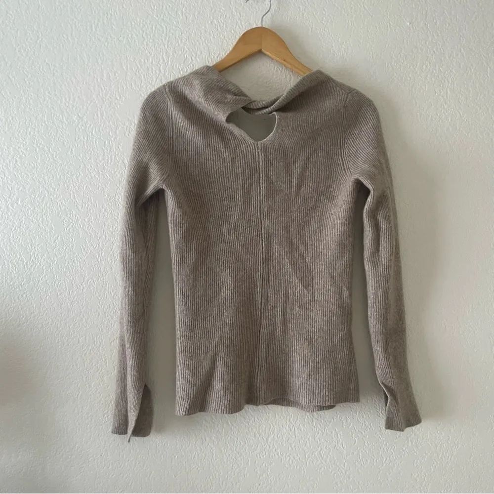 Fate by LFD wool/cashmere keyhole back sweater Tan - Image 3