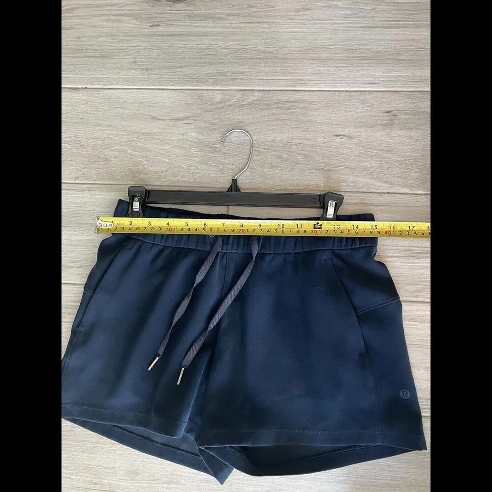 Lululemon On The Fly Short *Woven *2.5" True Navy | SIZE: 6 - Image 6