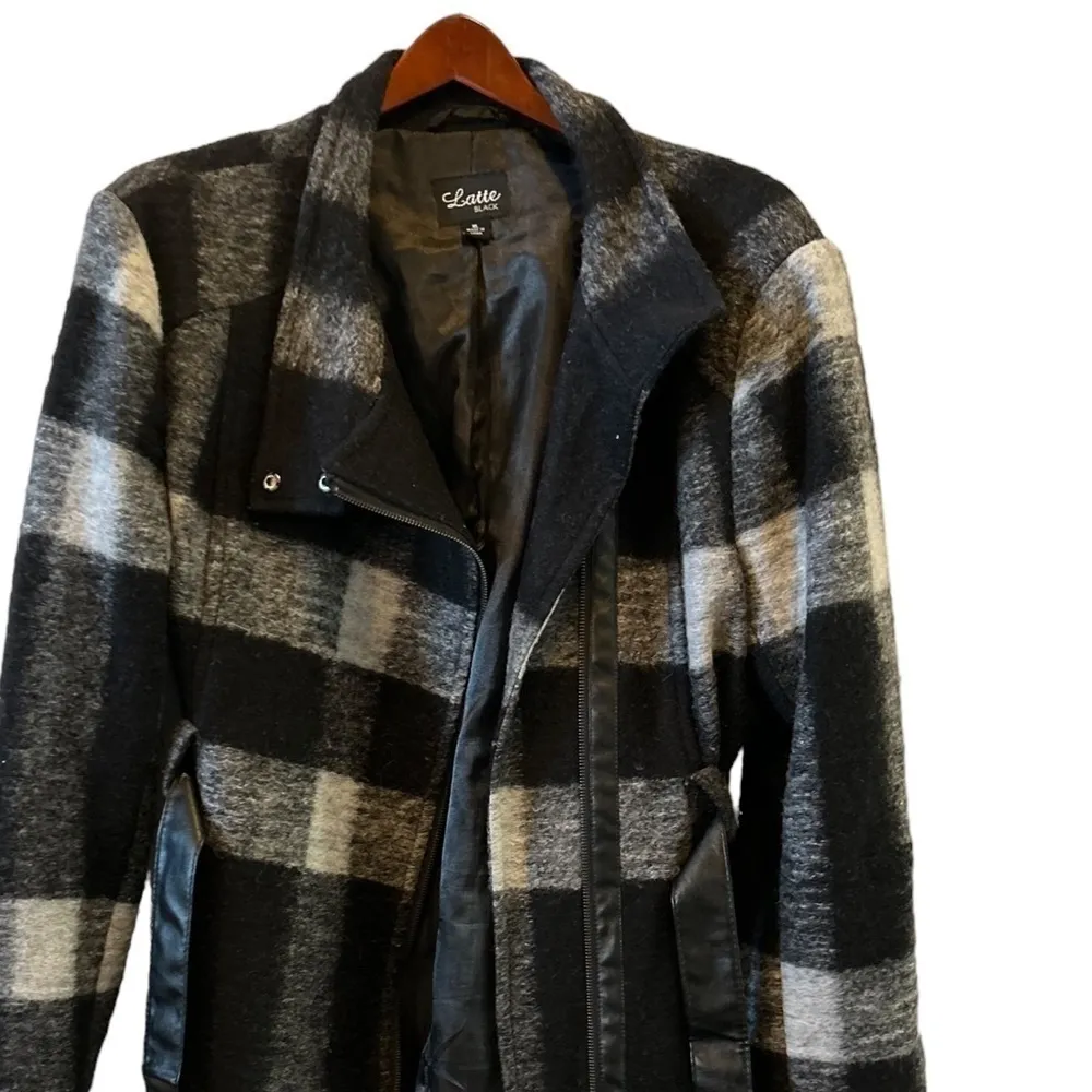 Latte‎ Black size XL wool jacket Silver - Image 10