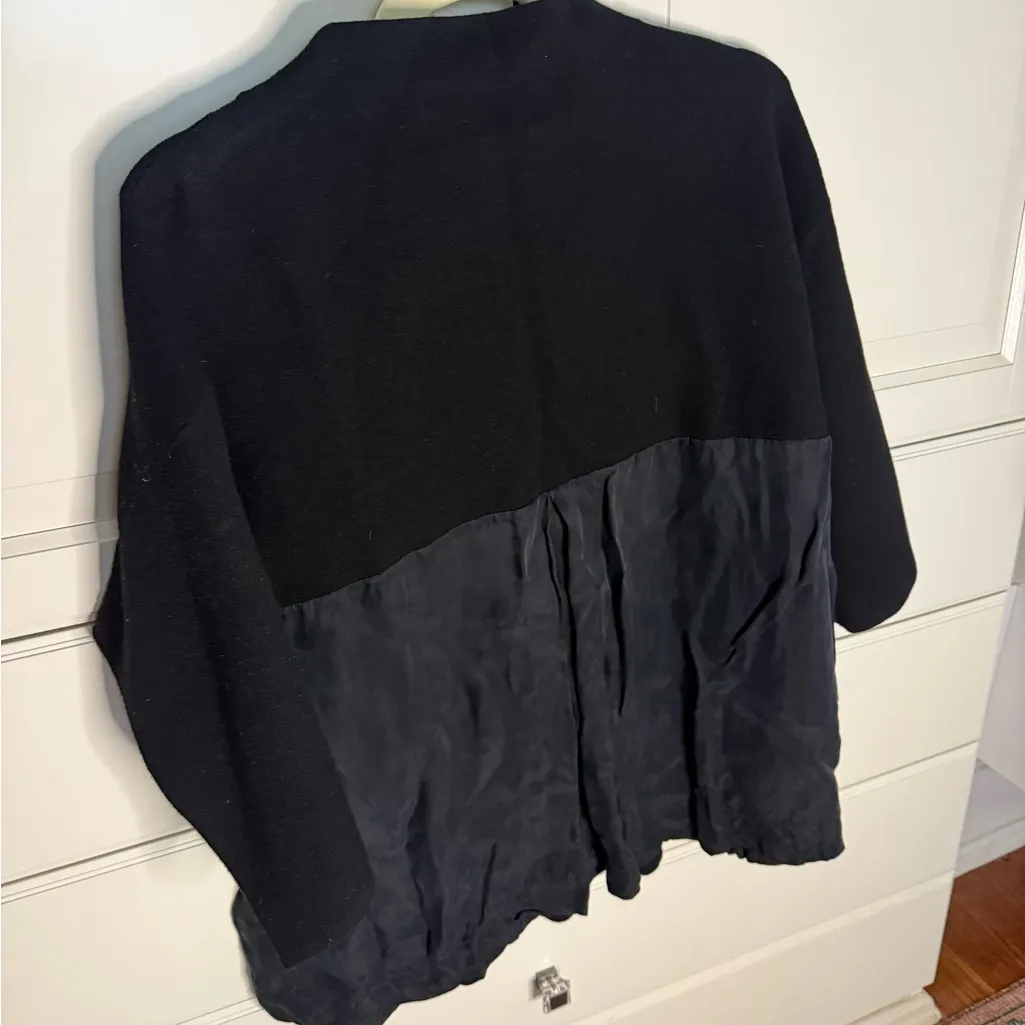 Club Monaco Elegant Black Women's Top - Image 4