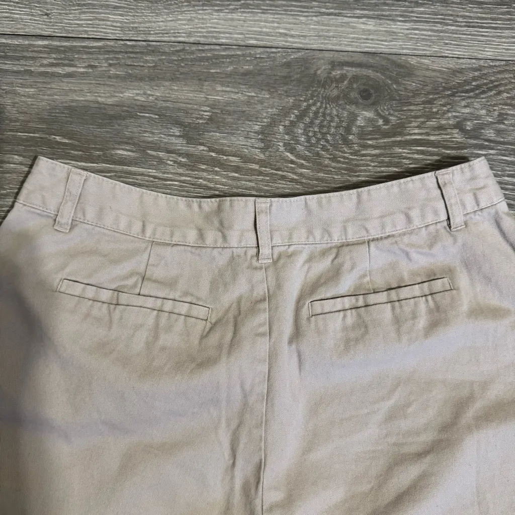 Forever 21 Women Beige Zippered Trousers Cotton Pocketed Shorts Size M‎ - Image 6