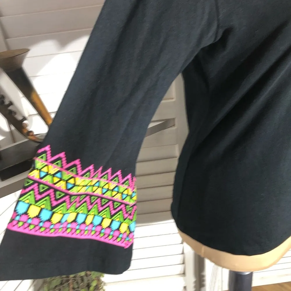 Know Mexico Boho Blouse Ethnic Print Black Cotton Stretch Medium - Image 8