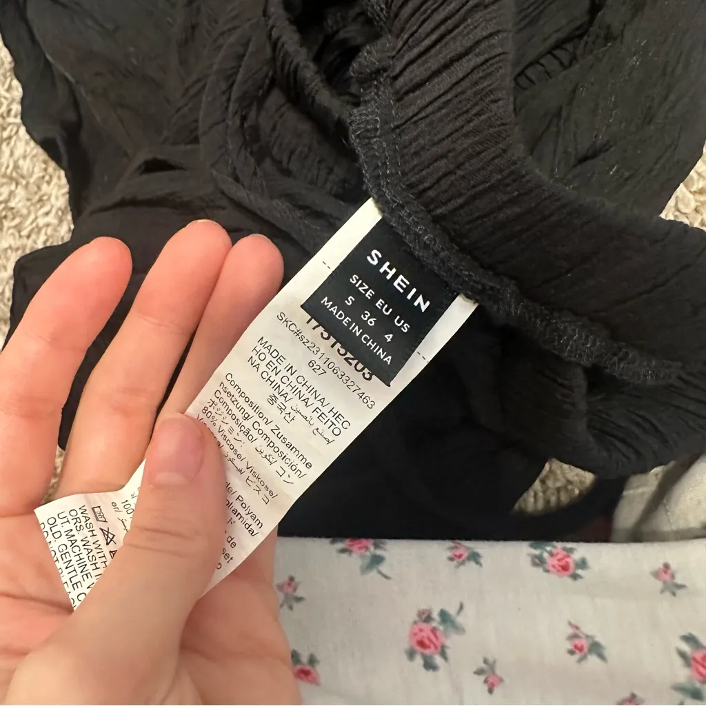 SheIn Black FlowyMaxi Skirt - Image 5