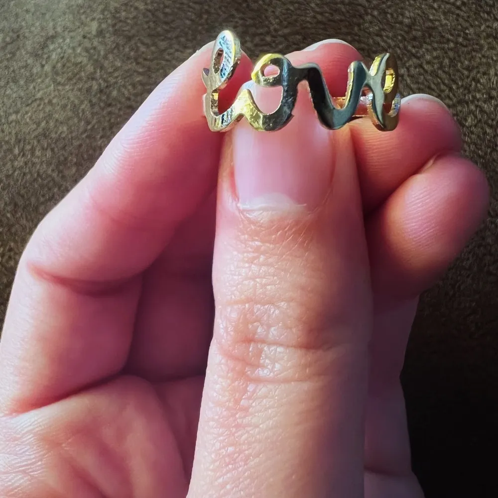 Four New Gold Knuckle Rings - Image 2