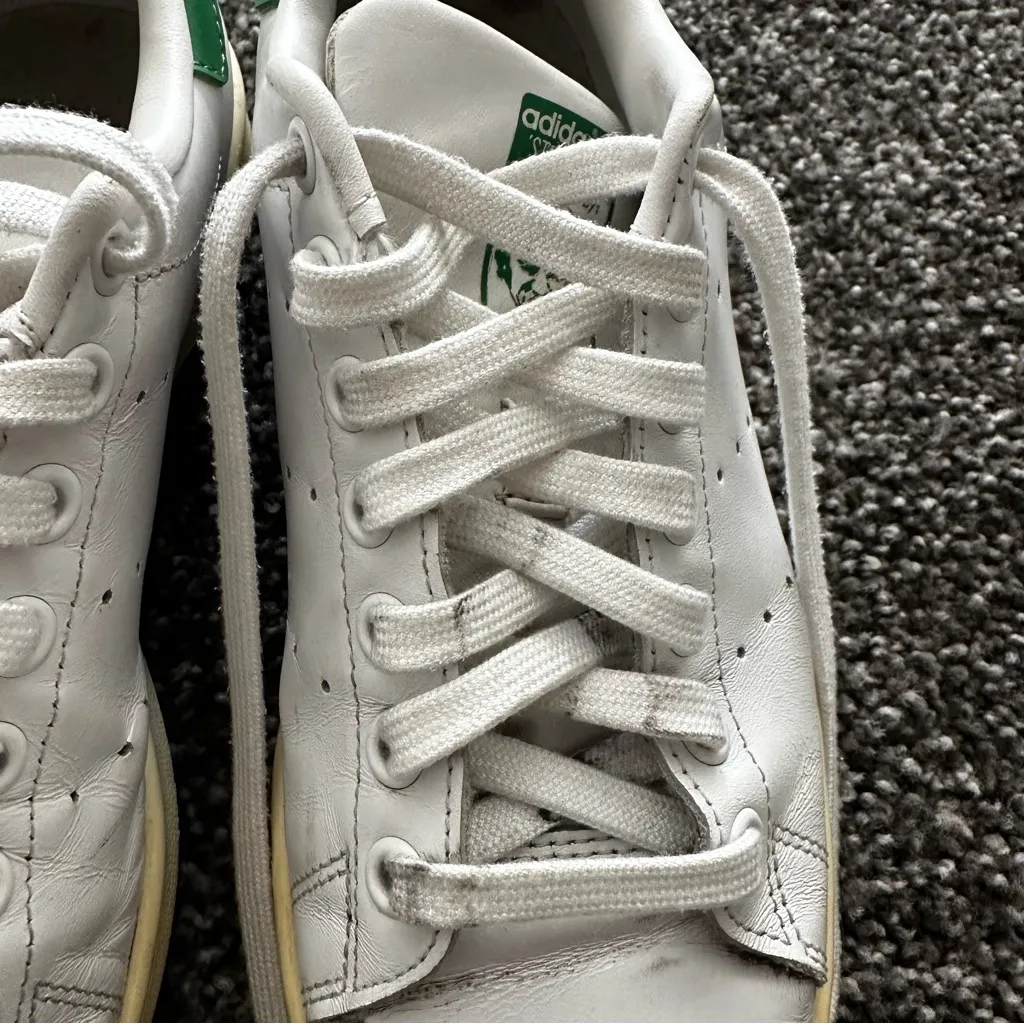 Adidas Stan smith White and Green Sneakers - Image 6