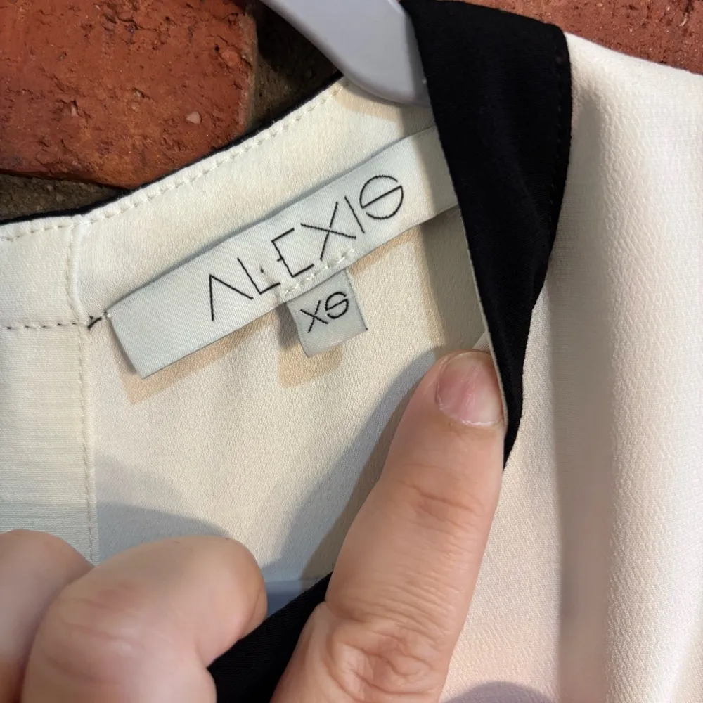 Alexis womens sleeveless front and back cutout event party maxi dress cream XS - Image 6