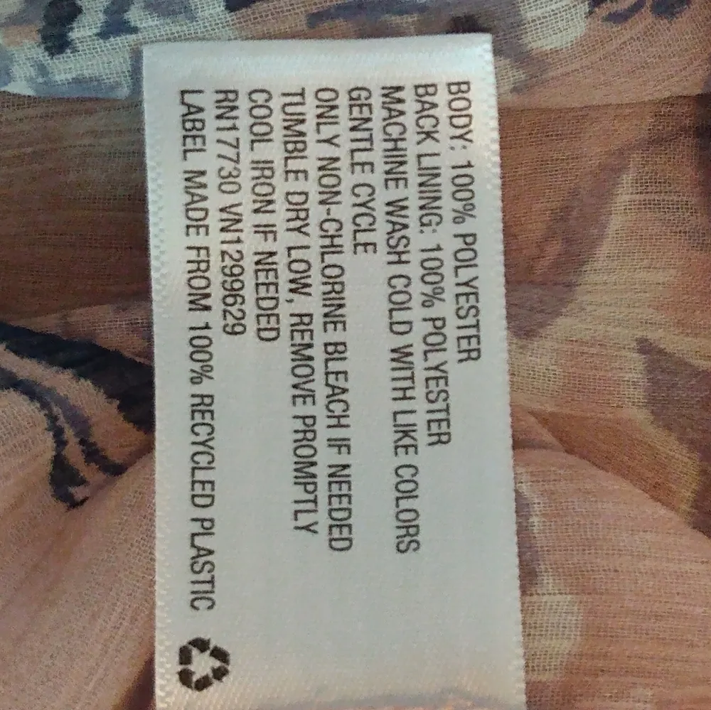 Knox Rose Peach Creme Flowy Femme Top - Image 4