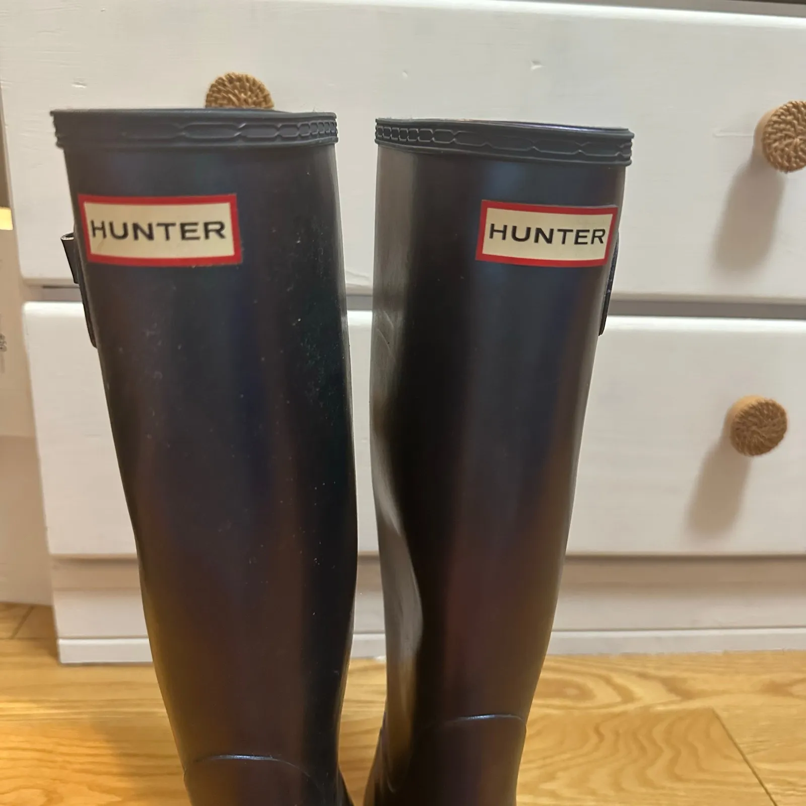 Hunter Iridescent/Oil Slick Tall Rain Boots Size 7 - Image 4