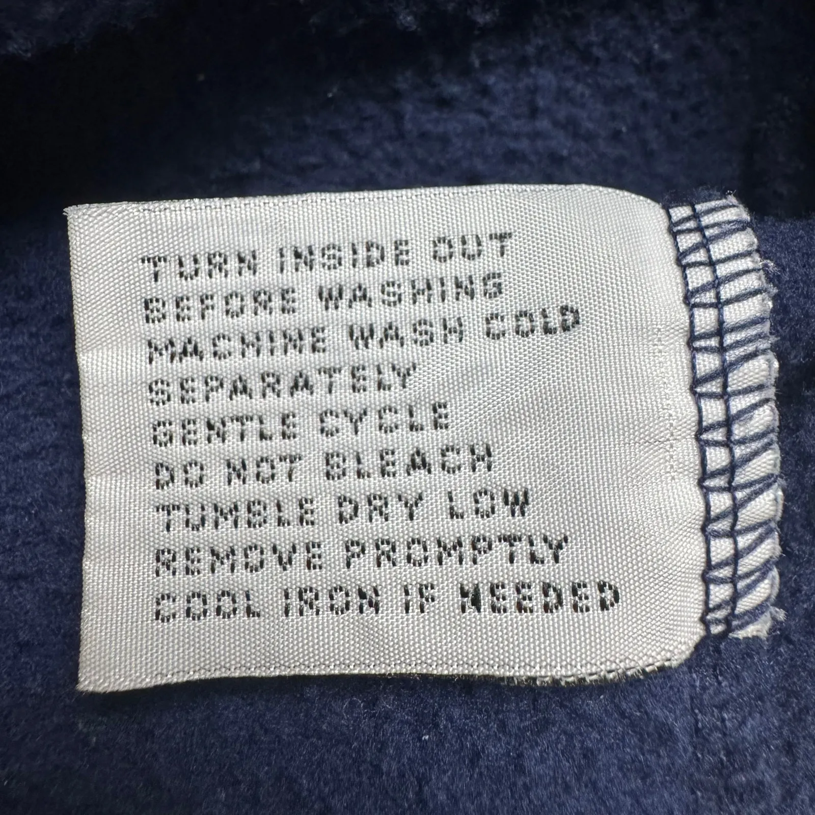 VTG Bobbie Brooks Collared Blue Embroidered Christmas Sweatshirt XL - Image 8