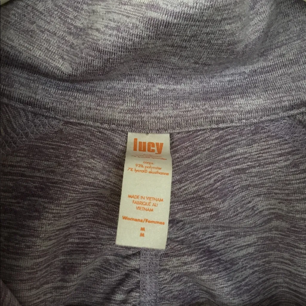 LUCY Athletic top - Image 4