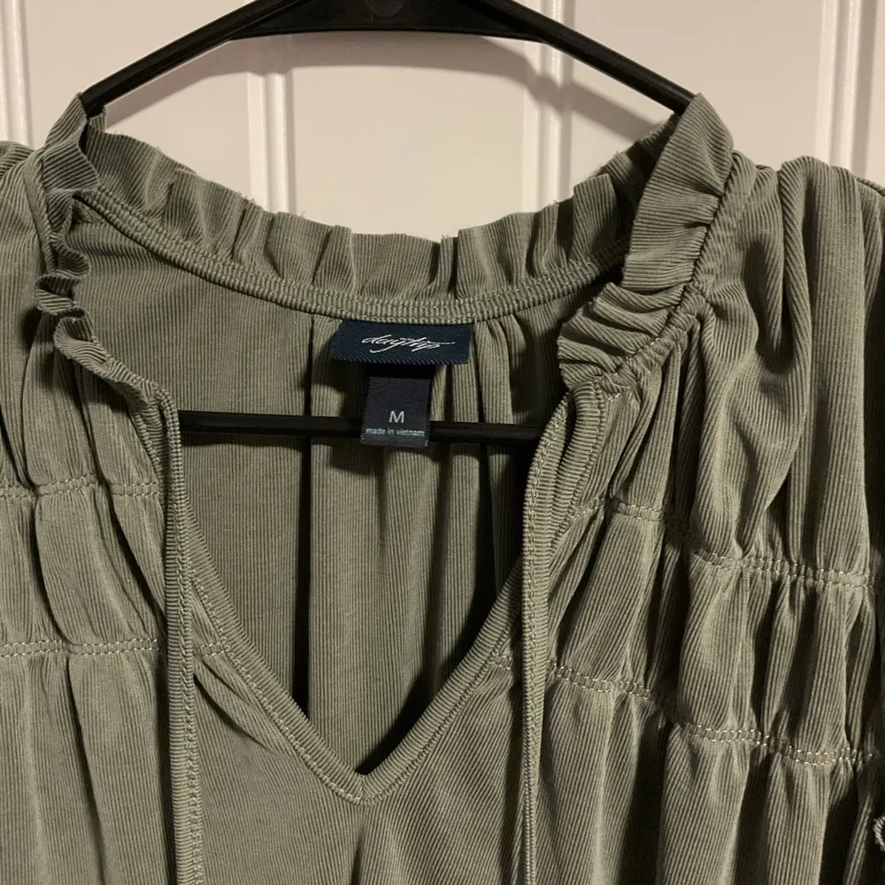 Daytrip Green Smocked Tie Front Blouse - Image 2