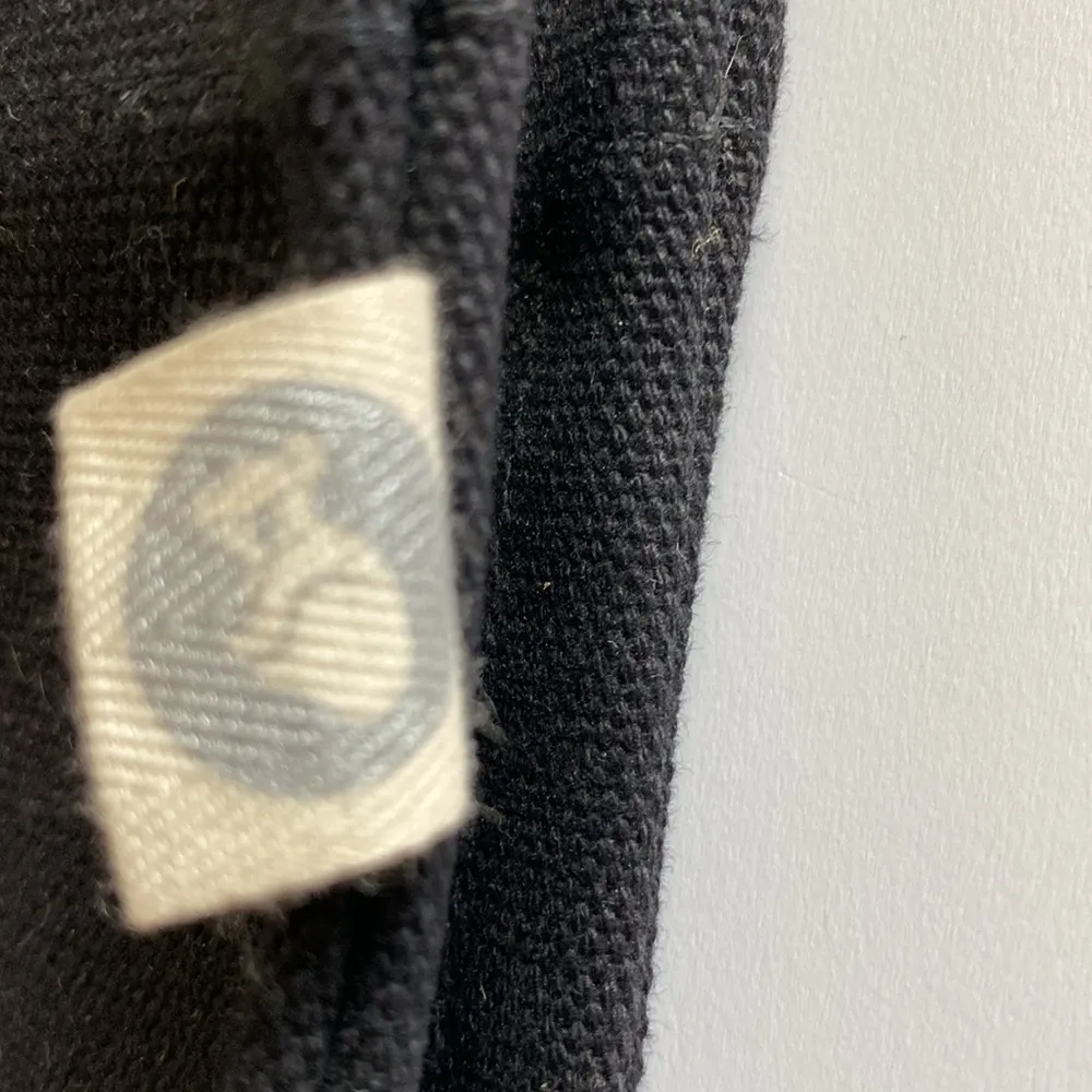 Quilted koala koala Kanvas go town Crossbody tote bag black gold elephants NWOT - Image 2