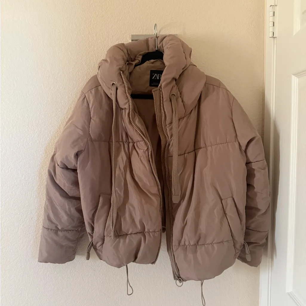 ZARA Women's Tan Puffer Jacket - Image 5