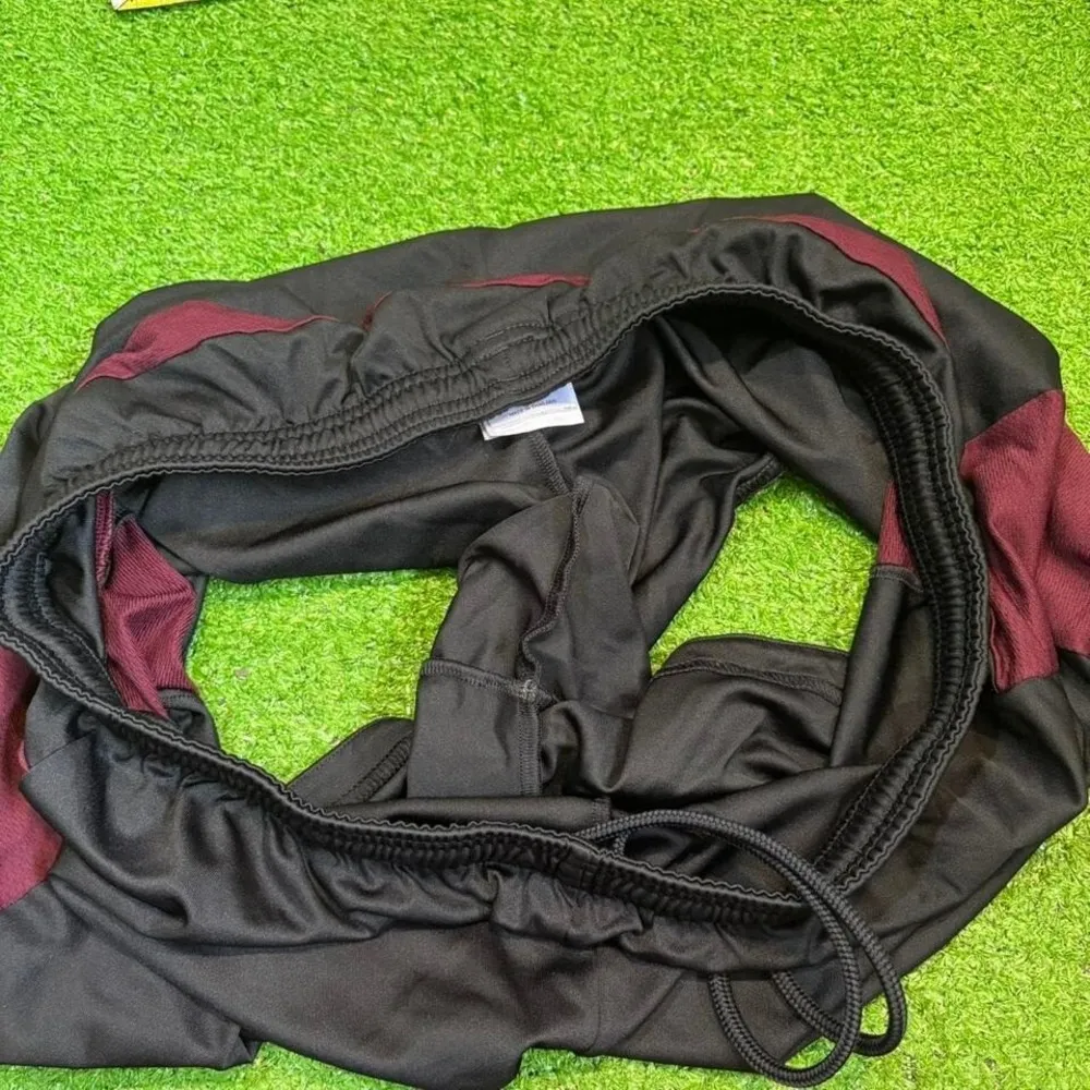 Adidas ‎ Size L Climacool Black/Maroon Sporty Drawstring Shorts Size Large Active - Image 4