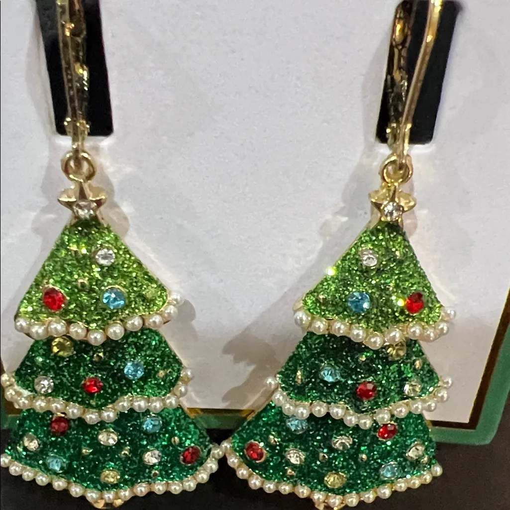 True to Form | Christmas Tree 🎄 Earrings Green - Image 4
