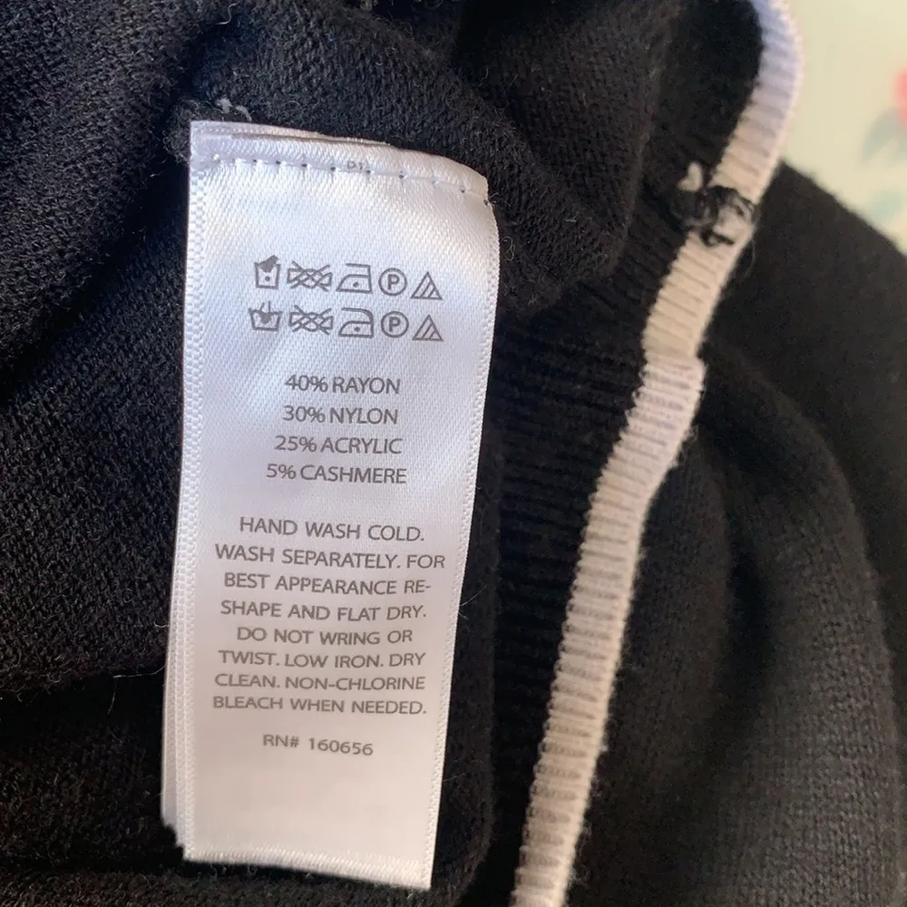 Rachel Zoe Good Vibes Black and White Crewneck Sweater - Image 8