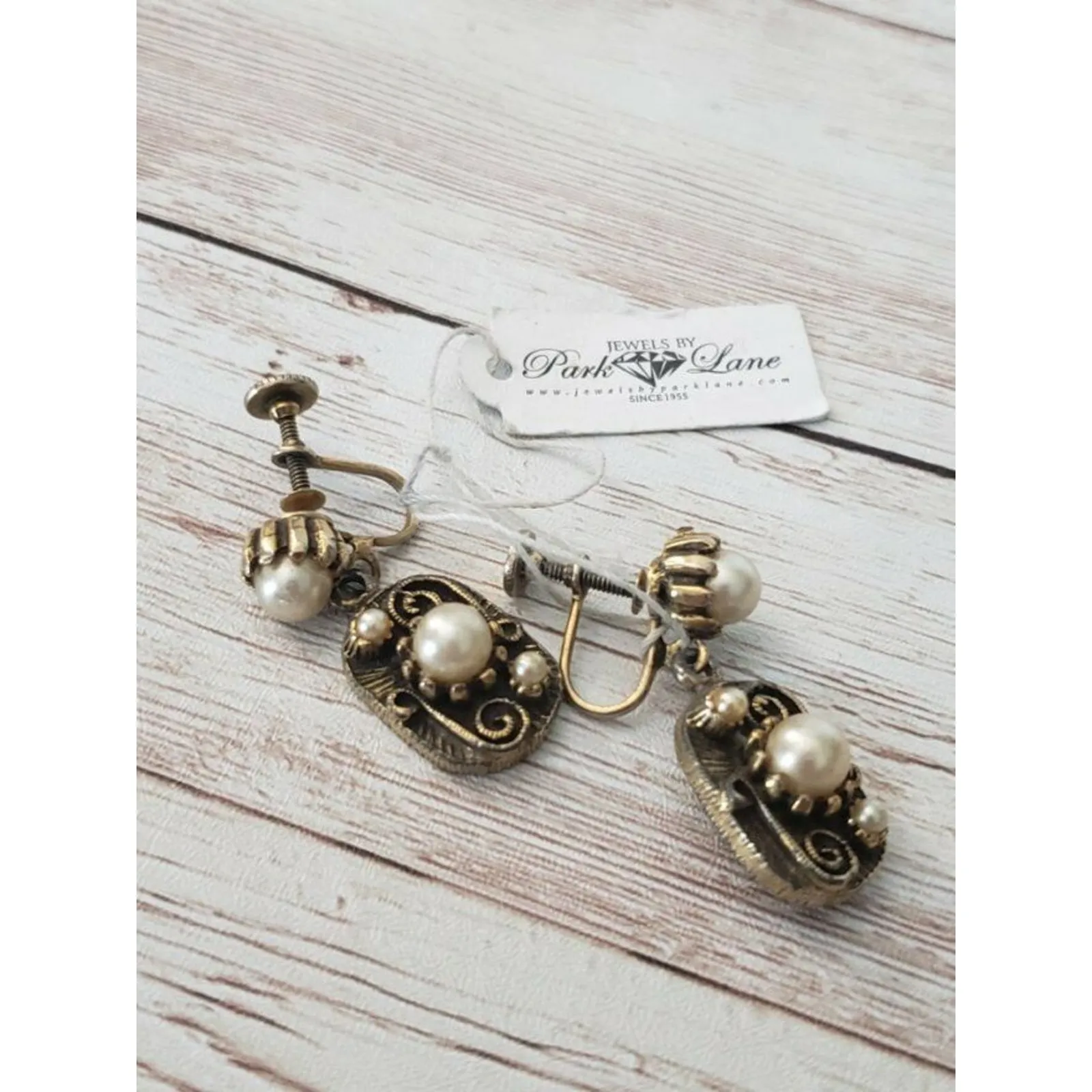 Vintage Clip On Earrings - Image 2