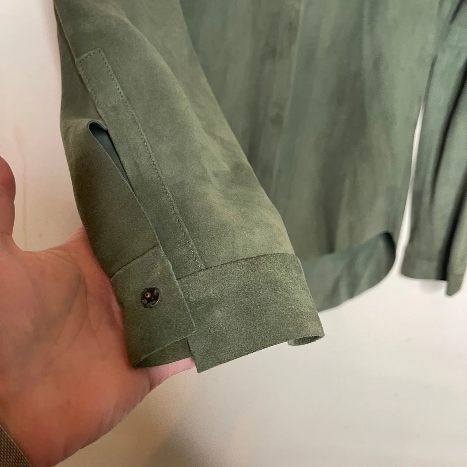 Osklen green suede 100% leather button down shirt shaket jacket sz M Size M - Image 7