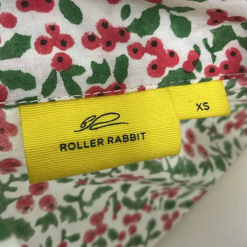 Roller Rabbit Holly Berry Christmas Pajama Top - Image 8