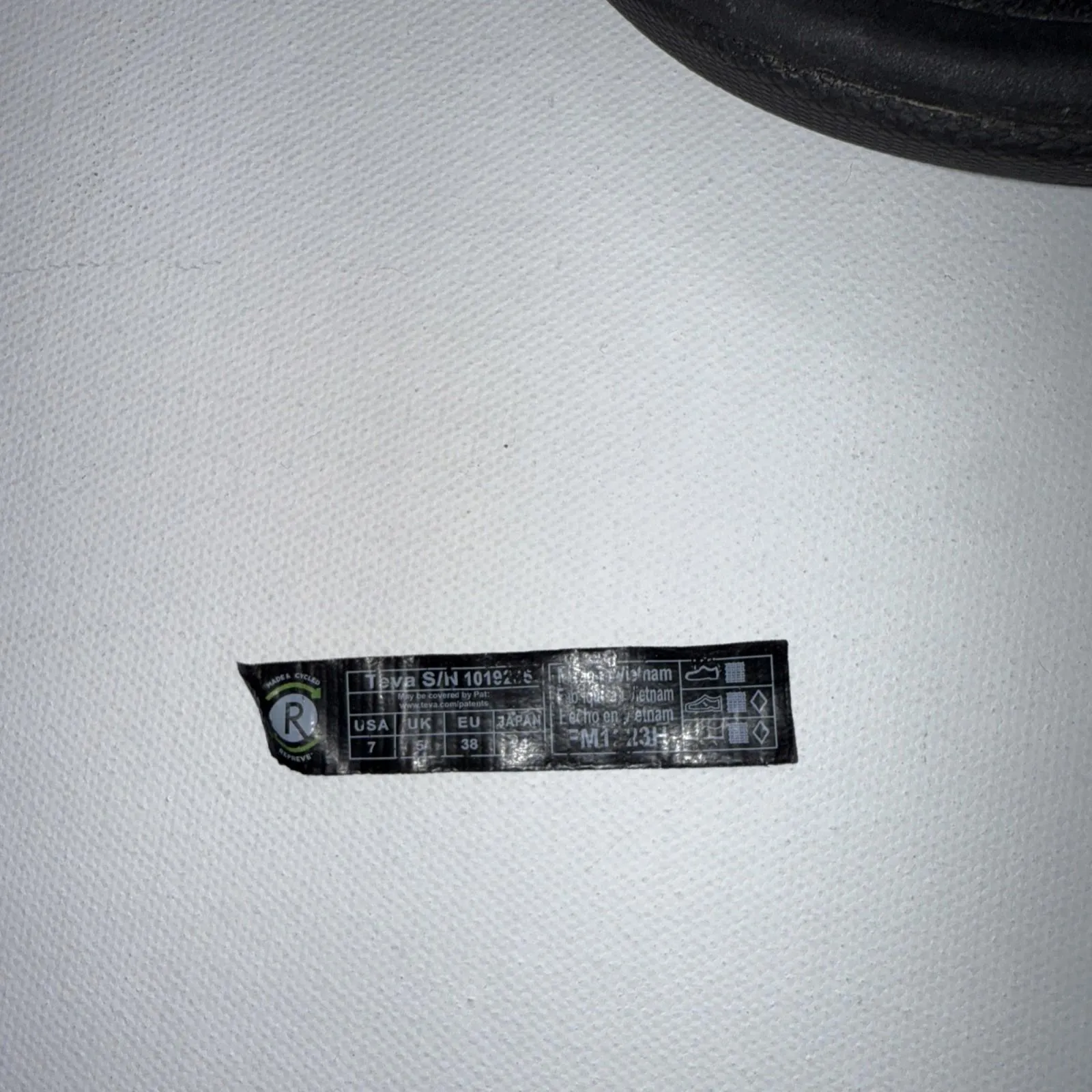 Teva Hurricane Gorpcore Outdoor Hiking Trail Printed Sandals Women's 7&8 READ! - Image 4