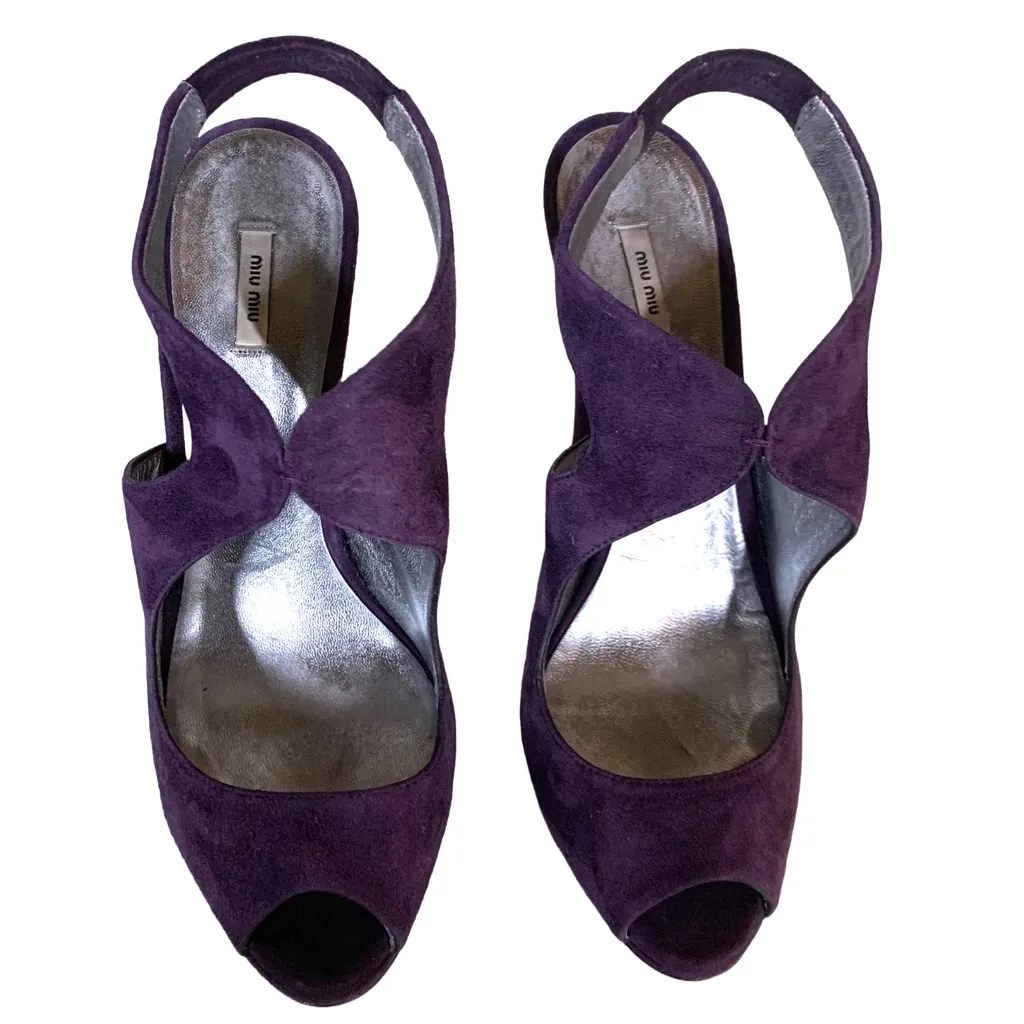 MIU MIU PURPLE SUEDE OPEN TOE HEELS (36.5) - Image 3