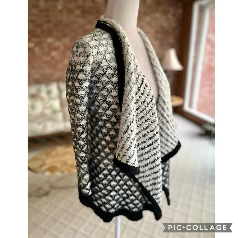 Romeo + Juliet Couture Cardigan Black White Open Front Chunky Sweater XS - Image 13
