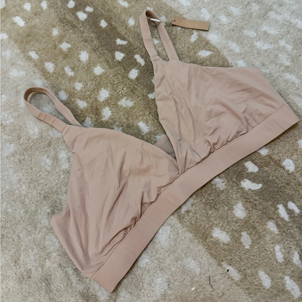 Skims NWT Fits Everybody triangle bralette beige women’s size 4X - Image 3