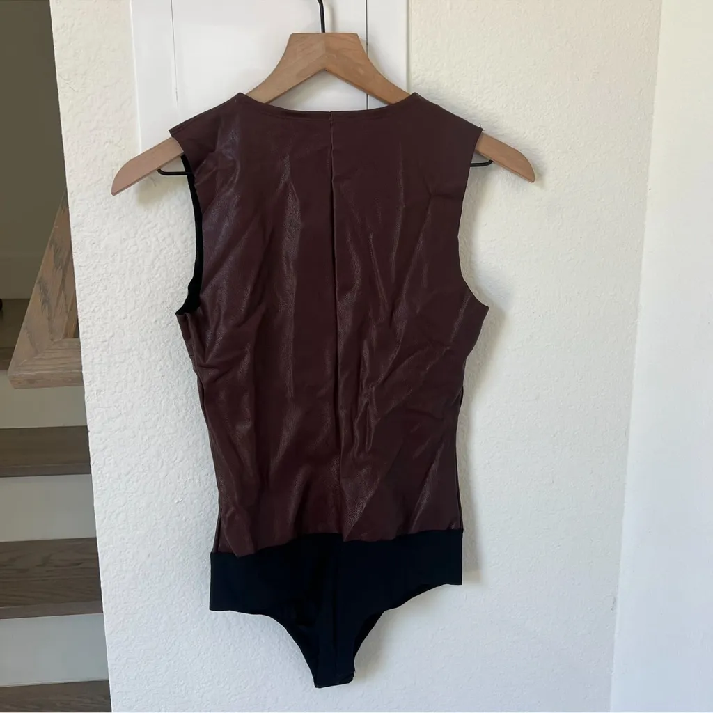 NWT Commando Women's Faux Leather Deep V-Neck Bodysuit - Image 4