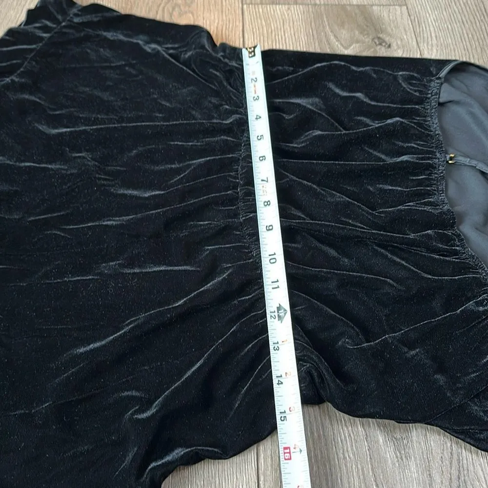 Victoria’s Secret Black‎ Velvet Romper Size Large - Image 8