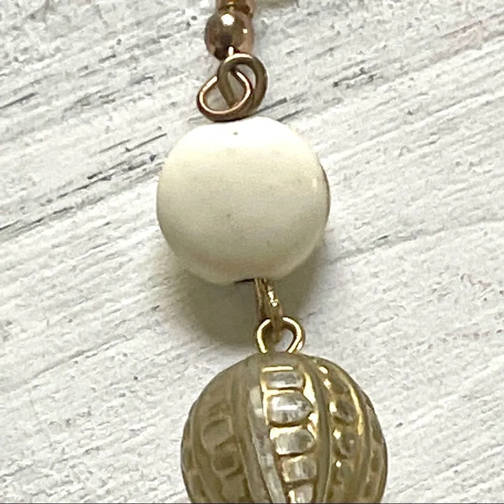 3 tier tan drop earrings - Image 7